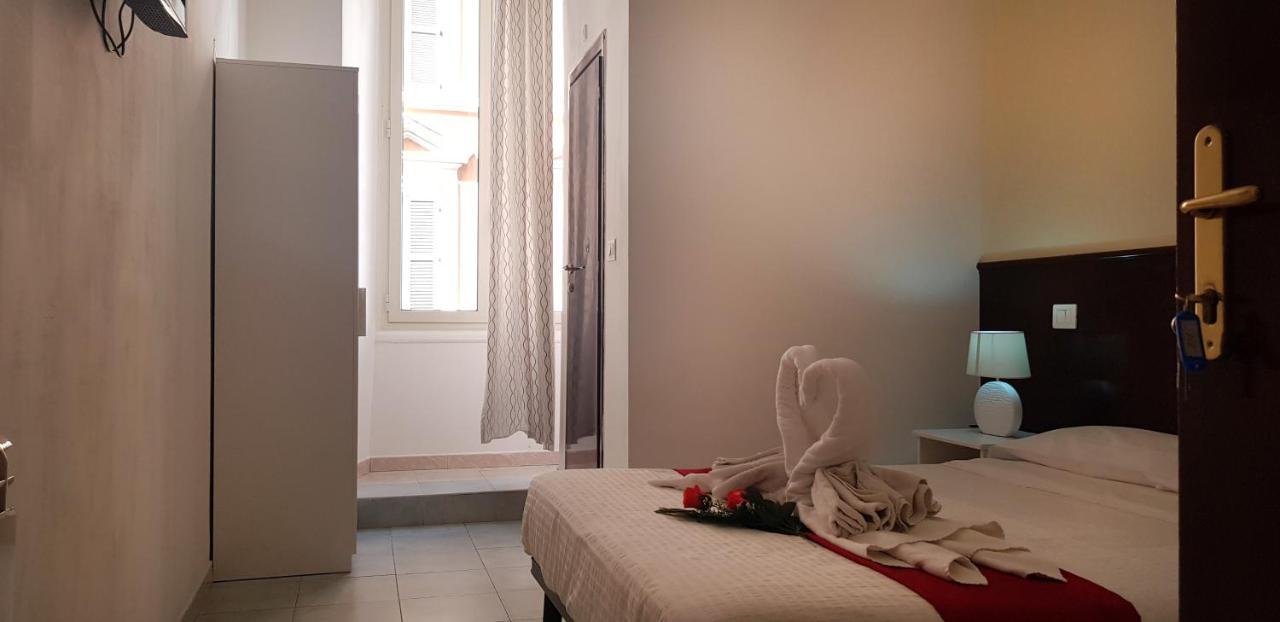Friend House — Foto 1